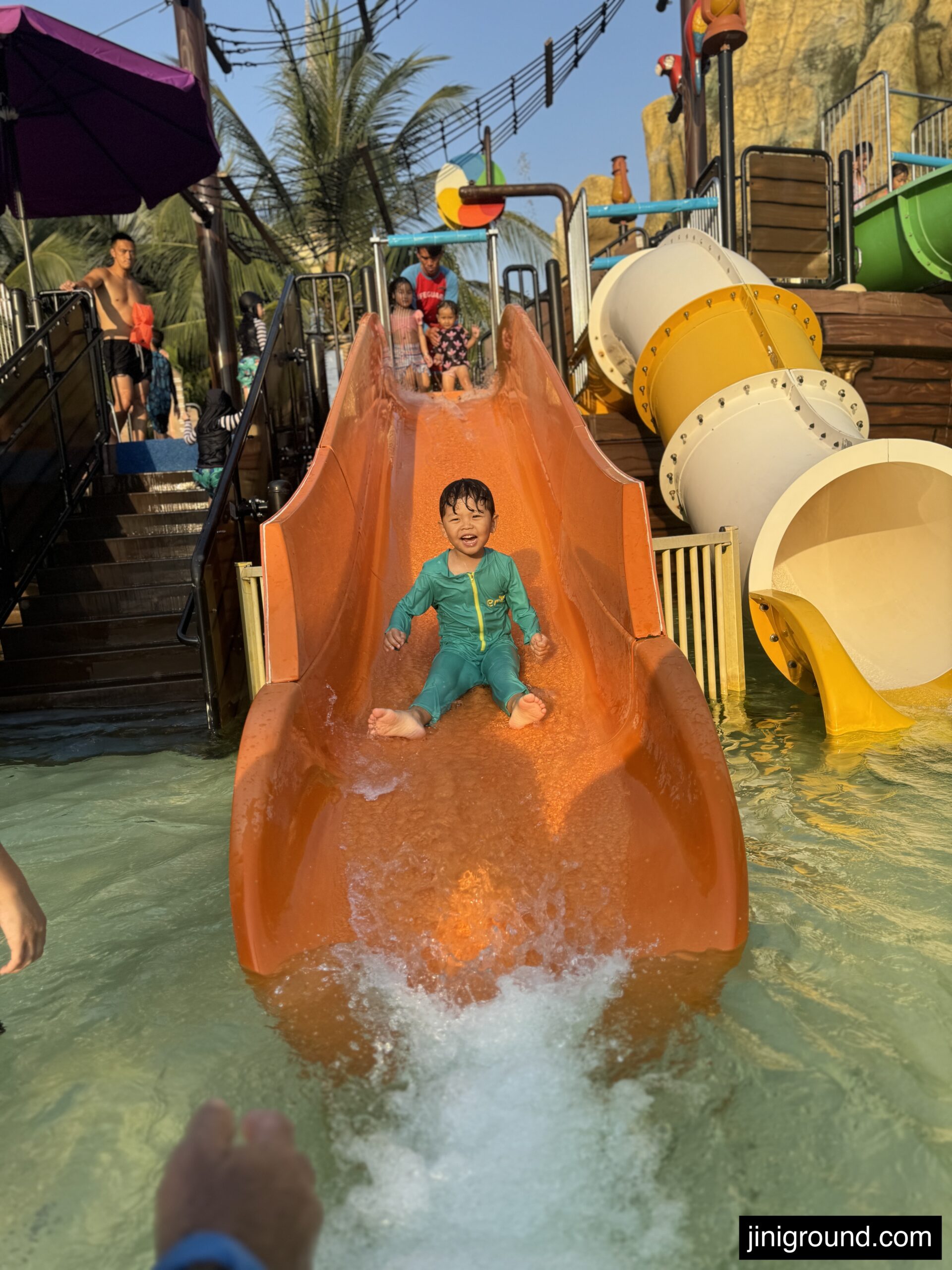 VinWonders theme park grounds lit up at night with colorful amusement lighting